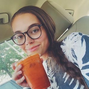 Meet your Posher, Kara